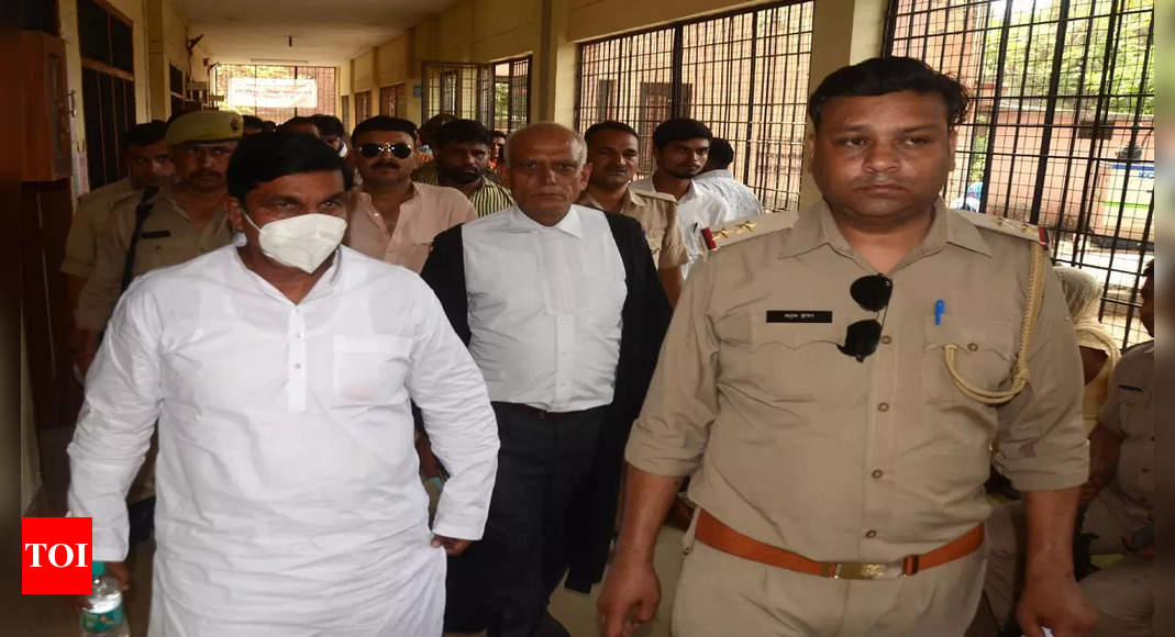 Ex Sp Mla Remanded To Judicial Custody In 25 Years Old Attempt To Murder Case In Aligarh Agra 4023