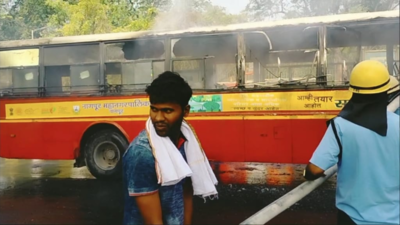 Narrow escape for 25 passengers after bus catches fire in Nagpur