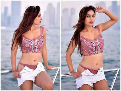 Neha Malik sets the internet on fire with stunning pics from Dubai dairies