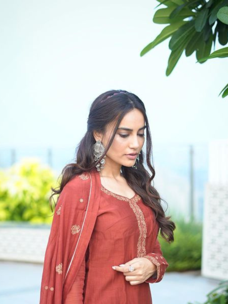 Sneha Adwani in Dhruvi Sharara Set