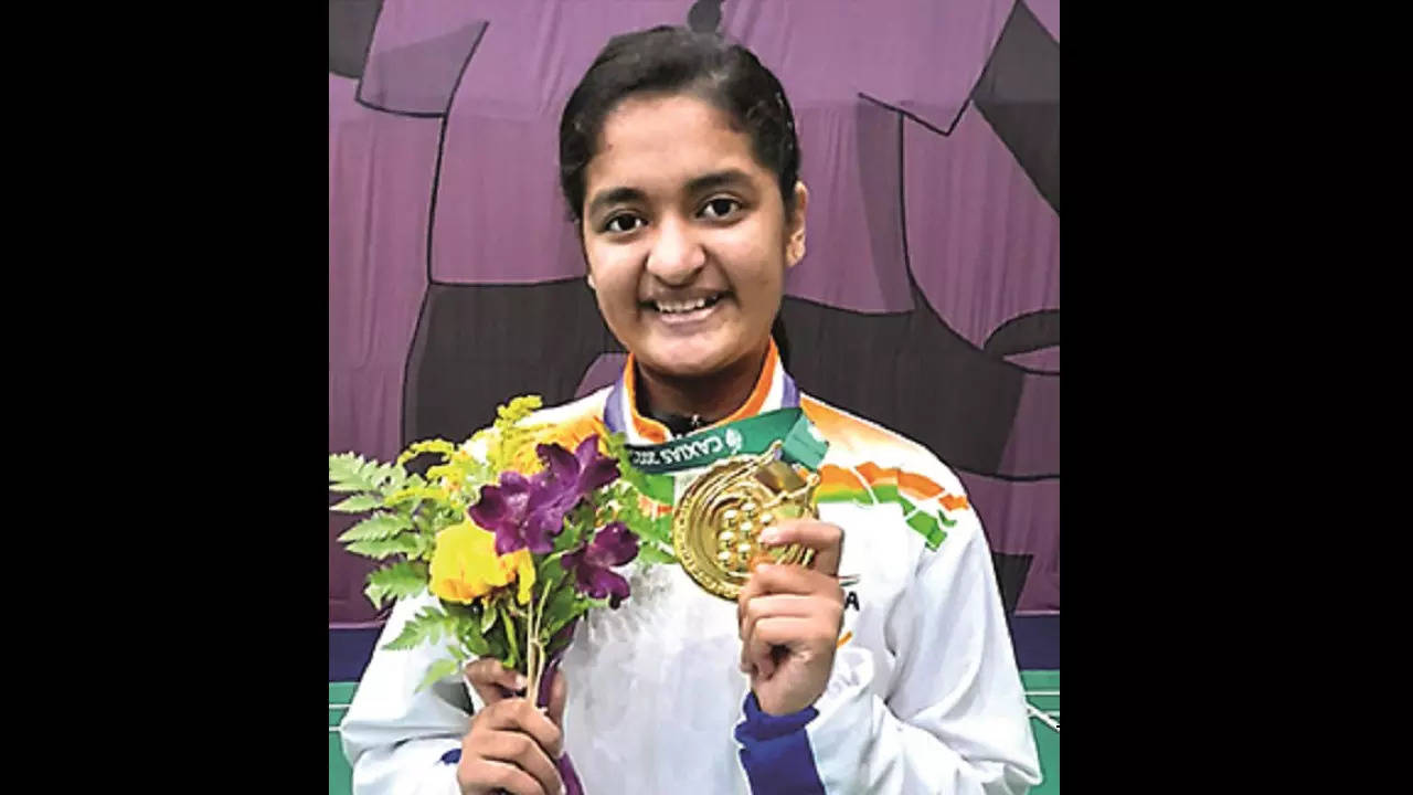 Gauranshi: Bhopal Girl Wins Badminton Team Gold At Summer