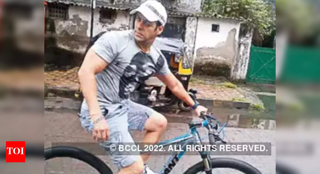 Salman Khan's relief in criminal intimidation controversy opposed by