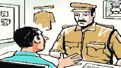 Man invited for feast gobbles jewellery before biryani in Chennai