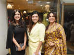 Rewati Limaye, Sanskruti Balgude and Sonali Kulkarni