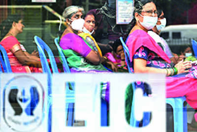 Banks open this Sunday for LIC IPO processing