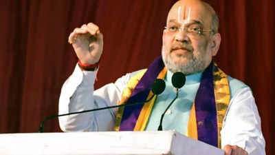 Shah rules out Prez rule in Bengal, calls for political fight