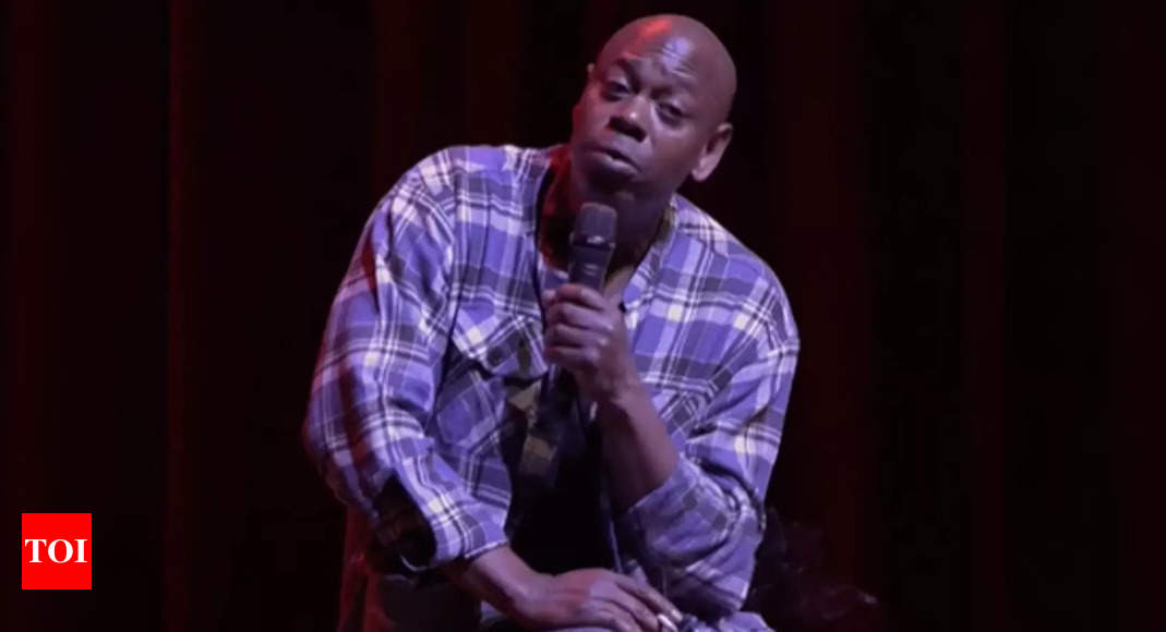 Guy accused of attacking Dave Chappelle pleads now not accountable; ordered to stick 100 yards clear of comic | English Film Information