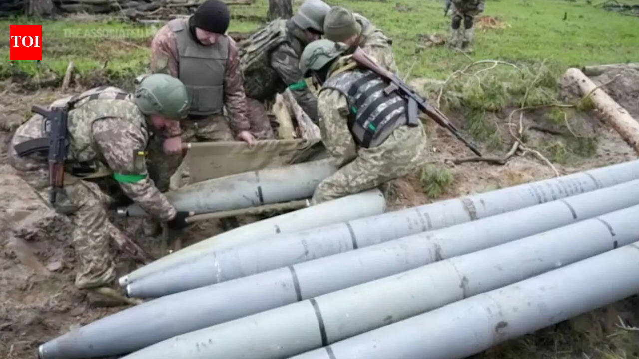 pentagon: Pentagon defends giving intel to Ukraine