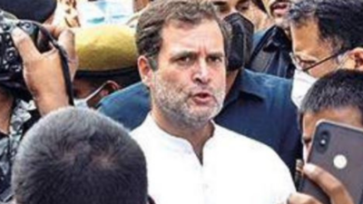 Come, let us defeat Telangana Rashtra Samithi: Rahul Gandhi to youth