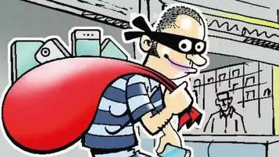 Ahmedabad: Burglary of Rs 10 lakh at a camera shop