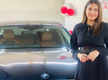 
Himanshi Khurana adds a new luxury car to her collection; poses with it in black
