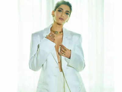 Trends of power dressing with gold jewellery