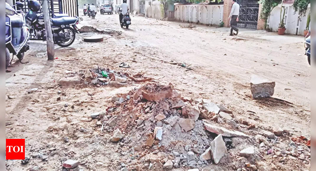 Chomu House: Road Repairs Yet To Start At Chomu House Circle | Jaipur ...