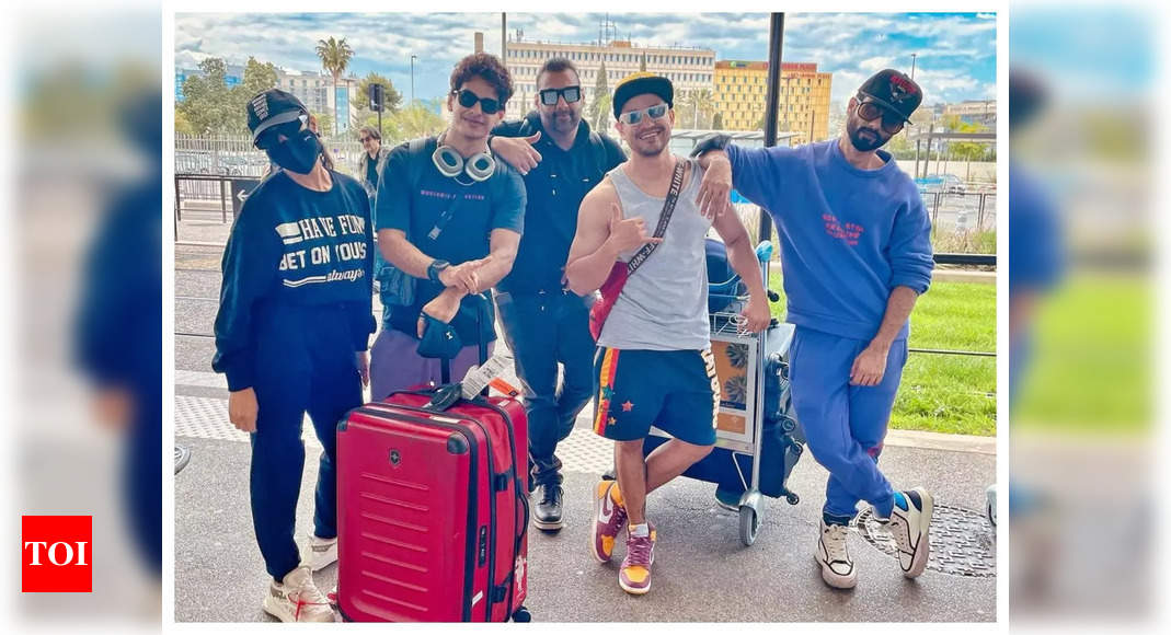Shahid Kapoor, Ishaan Khatter and Kunal Kemmu cross on a cycling commute to Europe – See picture | Hindi Film Information