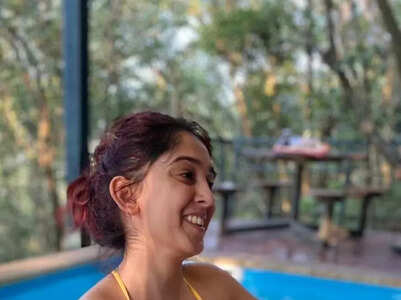 Ira Khan shows how to dress up for a pool party