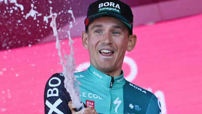 Lennard Kamna wins on Mt Etna as Lopez takes Giro d'Italia lead
