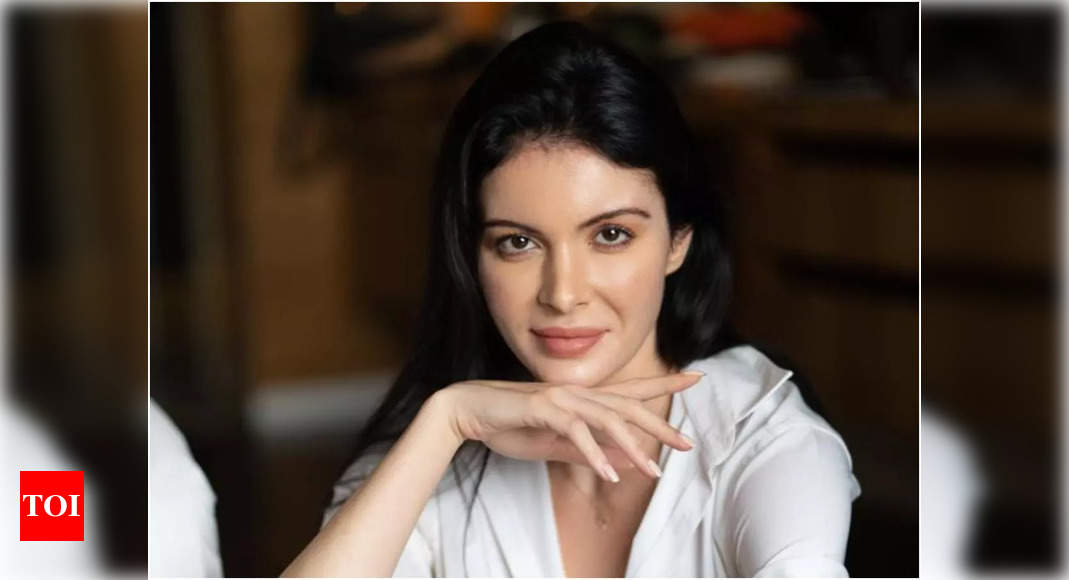 Мис България 2019 Марго Купър: Актьорството е един от пътищата, по които вървя сега.  Избрах Индия от сърце |  Хинди филмови новини