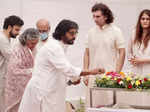 Pandit Shivkumar Sharma funeral: Amitabh Bachchan, Javed Akhtar and others pay last respects