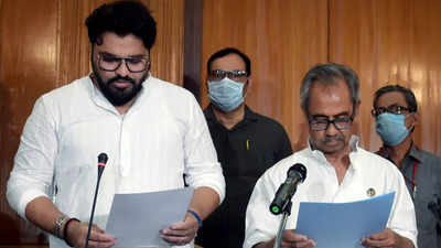 Babul Supriyo Sworn In As MLA By Bengal Assembly Deputy Speaker ...