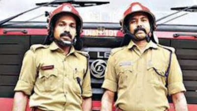 Neyyattinkara fire: These officers risked their life to rescue a girl