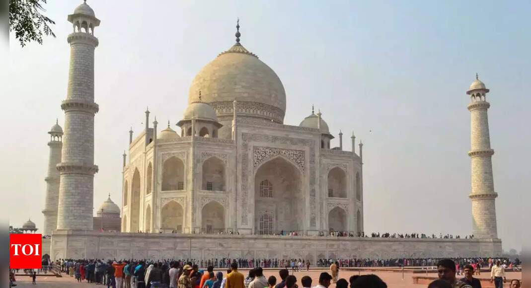 Taj Mahal cells not always locked, have no idols: ASI officials