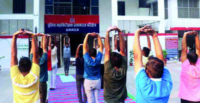 Cops adopt yoga to boost efficiency, overcome stress