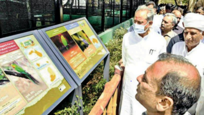 CM Ashok Gehlot inaugurates bird park in Udaipur