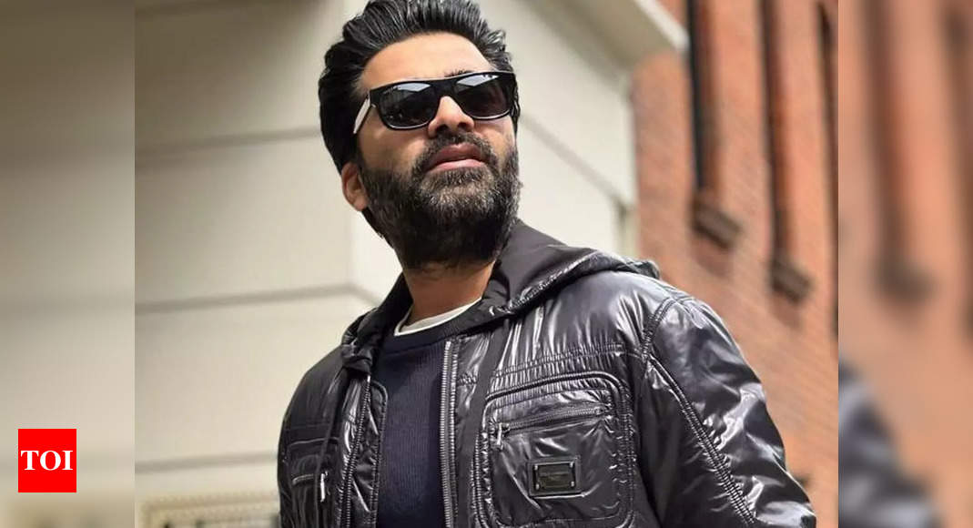 Silambarasan shares a picture from his London vacation; reveals his ...