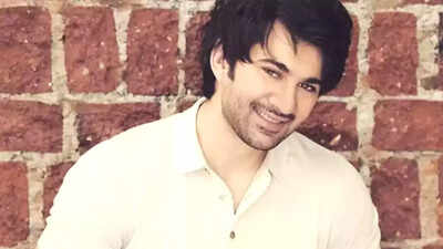 Sunny Deol’s son Karan Deol is not engaged, clarifies his team