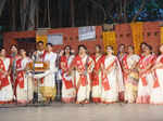 Upasana and Group of singers