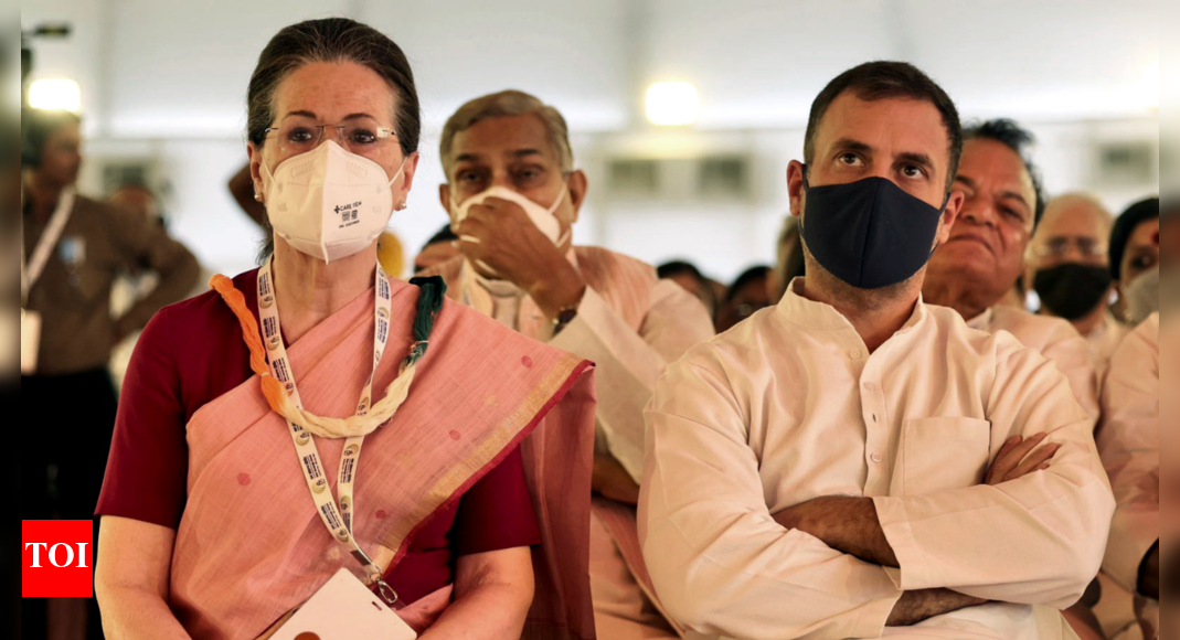 Cong eyes 5-year term limit, cool-off period among reforms