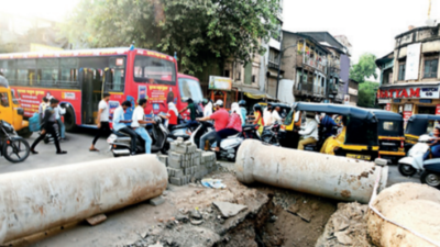 Time ticks for Pune Municipal Corporation to finish 60% pre-monsoon works
