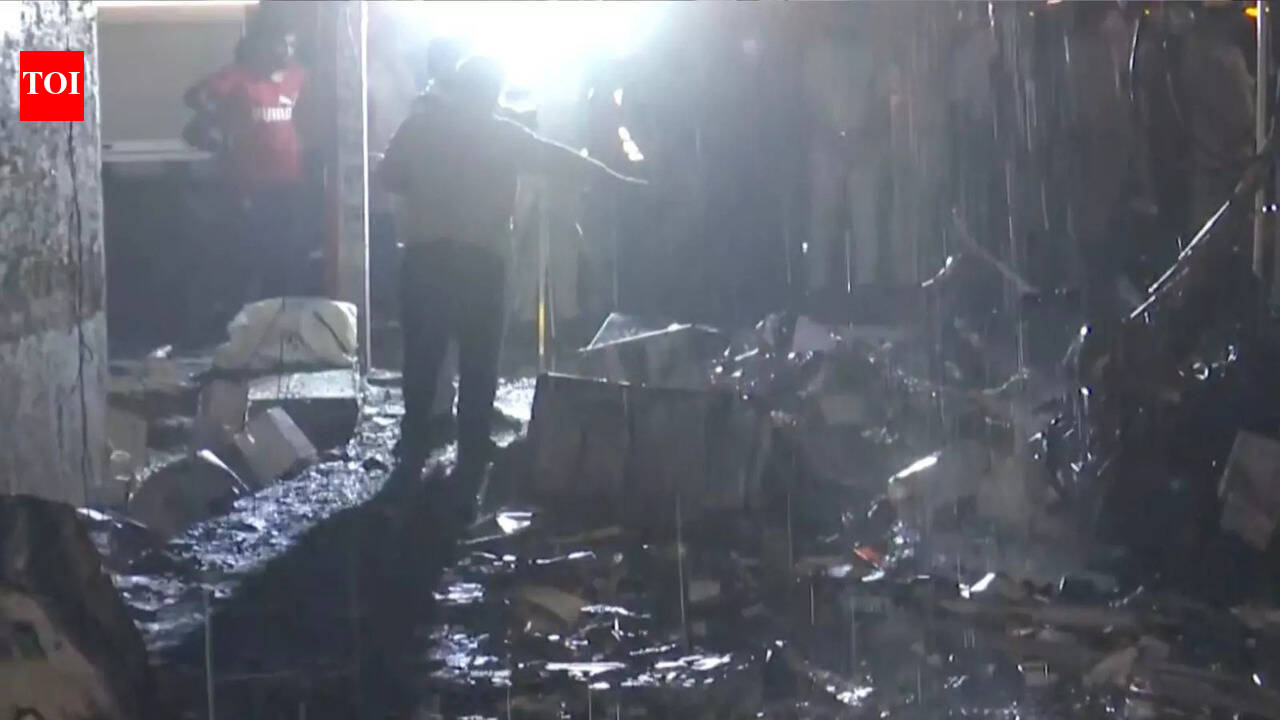 Mundka fire: 27 dead in massive fire at building near Delhi's Mundka ...