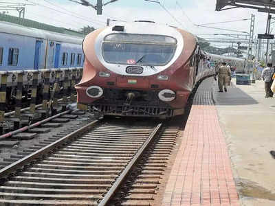 Bengaluru: Private operators to get hourly pay to run suburban trains