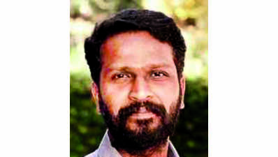 Retd judge, film director bat for Kattupalli fishers