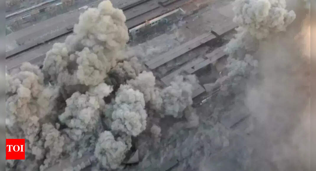 Ukraine live: Finland decides to apply for NATO membership