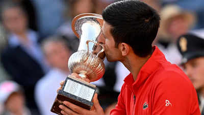 Djokovic beats Tsitsipas to claim sixth Italian Open title