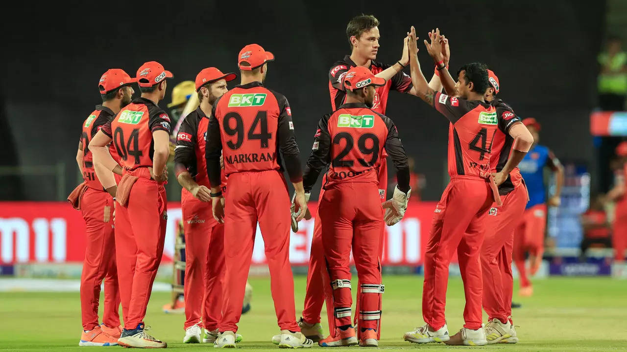 IPL 2022, SRH vs MI: On a rollercoaster ride, Sunrisers Hyderabad meet Mumbai Indians in a must-win game | Cricket News - Times of India