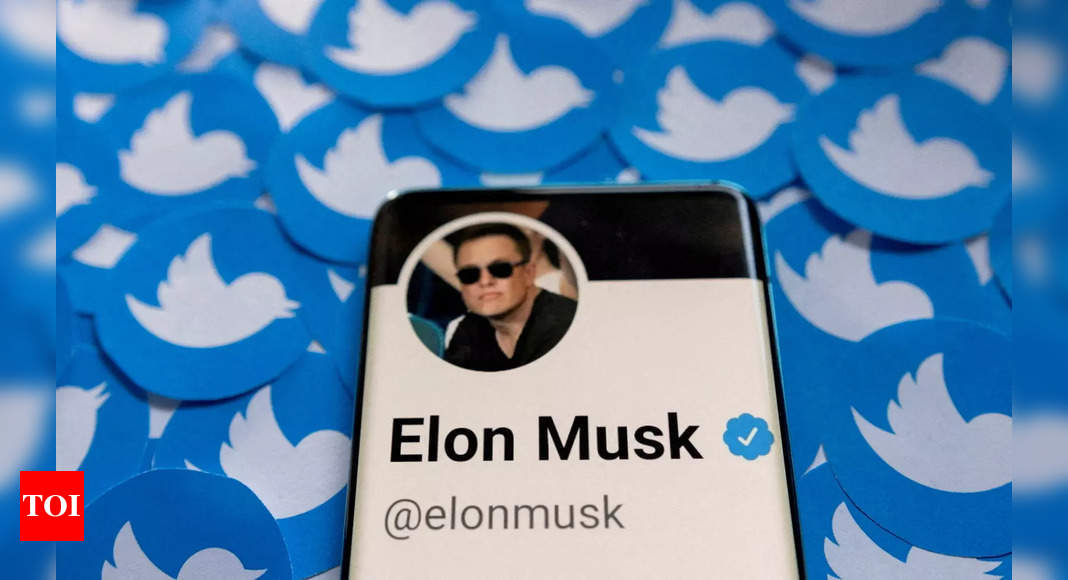 snoop dogg:  Snoop Dogg to Elon Musk: “May have 2 buy Twitter now” – Times of India