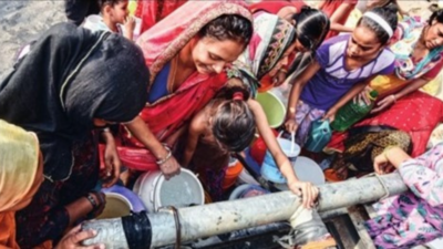 Delhi Water Crisis: Several areas continue to battle water shortage ...