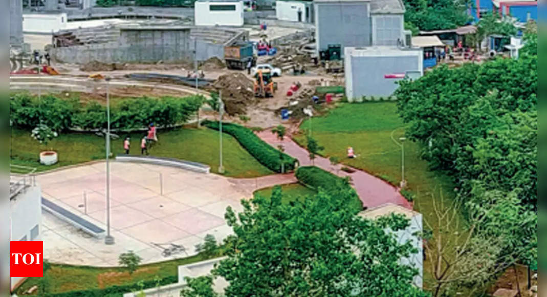 CMRL leaves Thiru Vi Ka Park with fewer, smaller trees