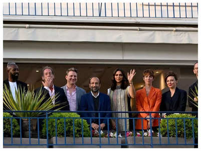 Deepika attends Cannes jury dinner – Pics