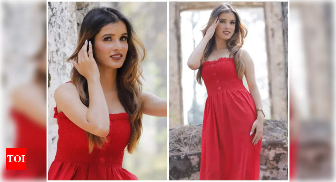Varsha Pant looks beautiful as she poses in a red dress | Bhojpuri Movie  News - Times of India