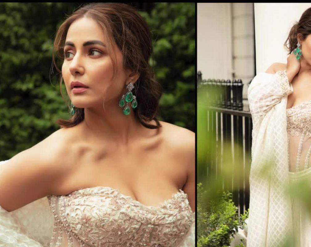 
Hina Khan makes heads turn with her style statement
