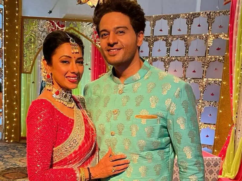 Anupamaa and Anuj's wedding scene from the show gets leaked; watch video