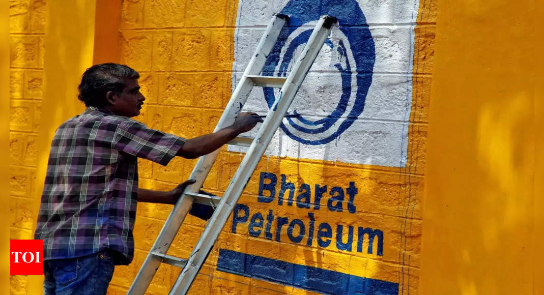India weighs selling part of BPCL instead of full stake: Sources