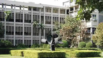 IIT-Bombay classes to be 100% offline starting end of July