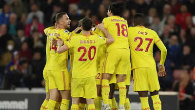 Liverpool beat Southampton to take Premier League title race to final day