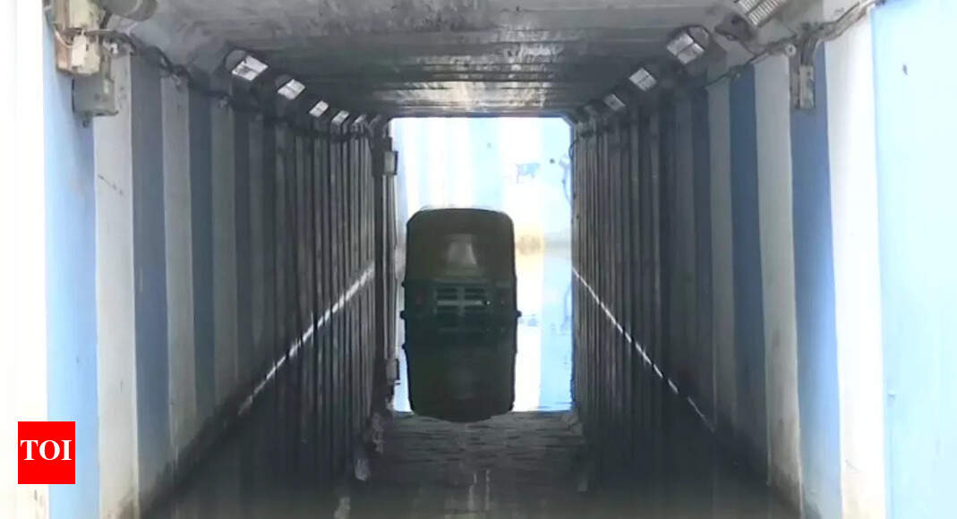 Heavy rain throws life out of gear in Bengaluru; two dead