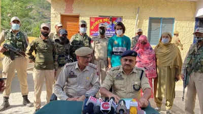 Ramban Police foils major narco-smuggling bid, seizes 1,028 kgs of poppy straw